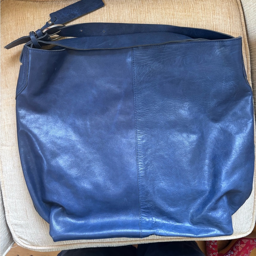 Tano Navy Leather Tote - Picture 2 of 6